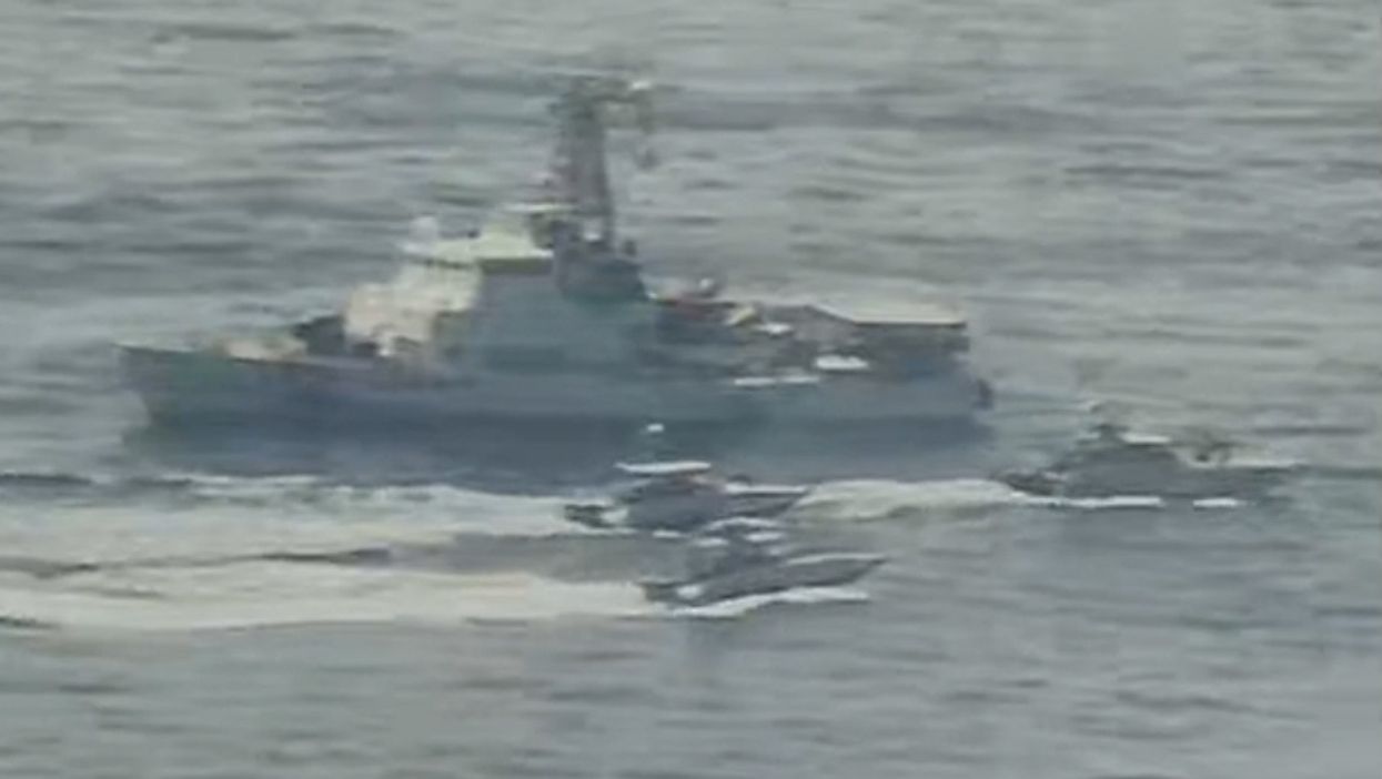 VIDEO: US Navy says 11 Iranian Revolutionary Guard vessels 'conducted dangerous and harassing' maneuvers