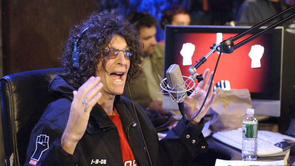 Howard Stern says he's 'all in' for Biden — and tells Trump supporters to drink bleach and die