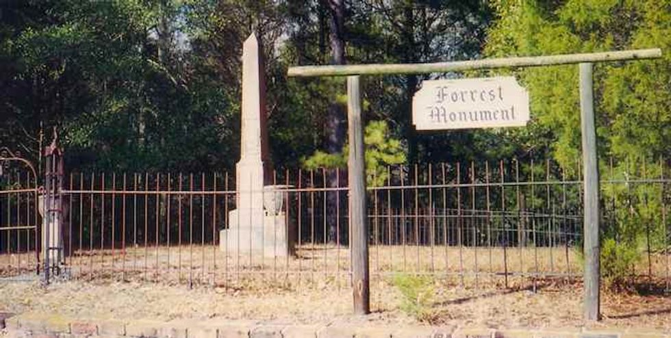 Liberals should dig up Woodrow Wilson and Robert Byrd graves too
