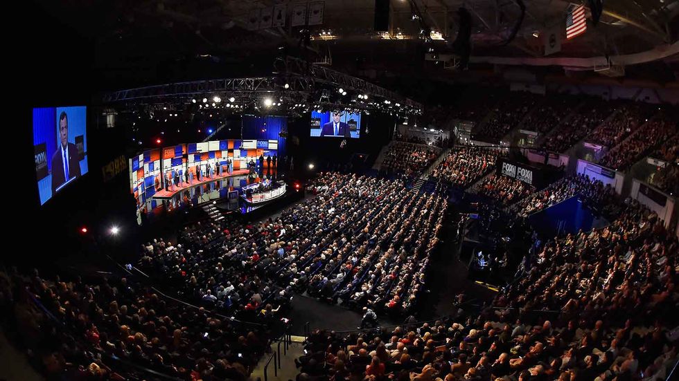 NH debate: Christie goes after Rubio, Cruz and Trump steady