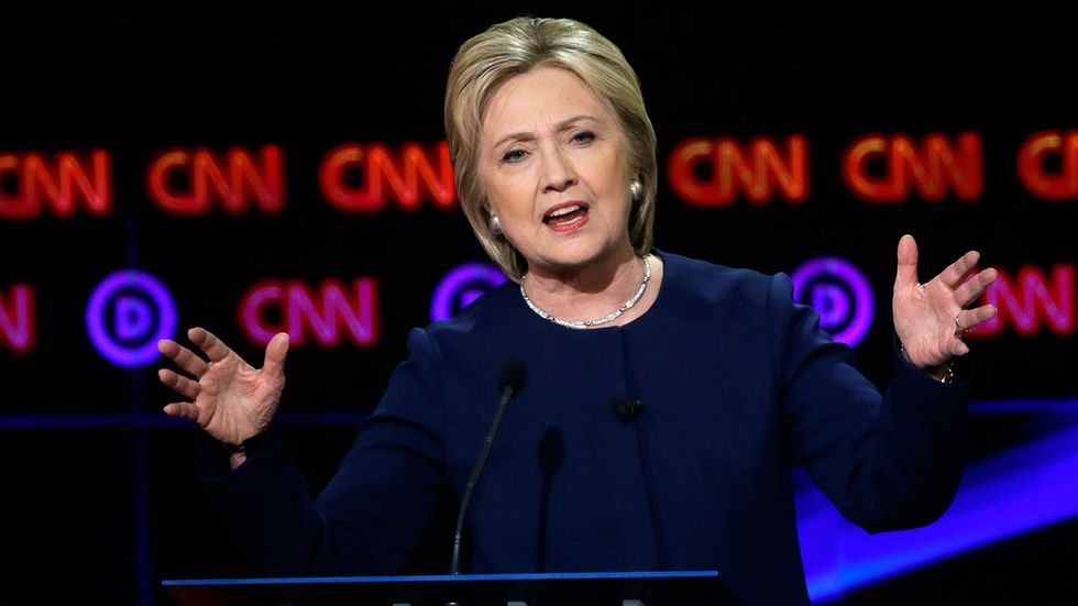 Record immigration will buoy Hillary