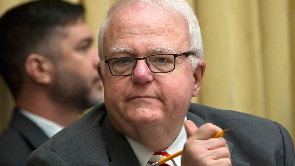 Sensenbrenner sides with Dems, undermines election integrity