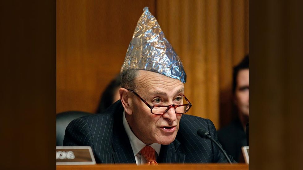 Levin demands Schumer PROVE ‘tinfoil-hat’ Trump-Russia links