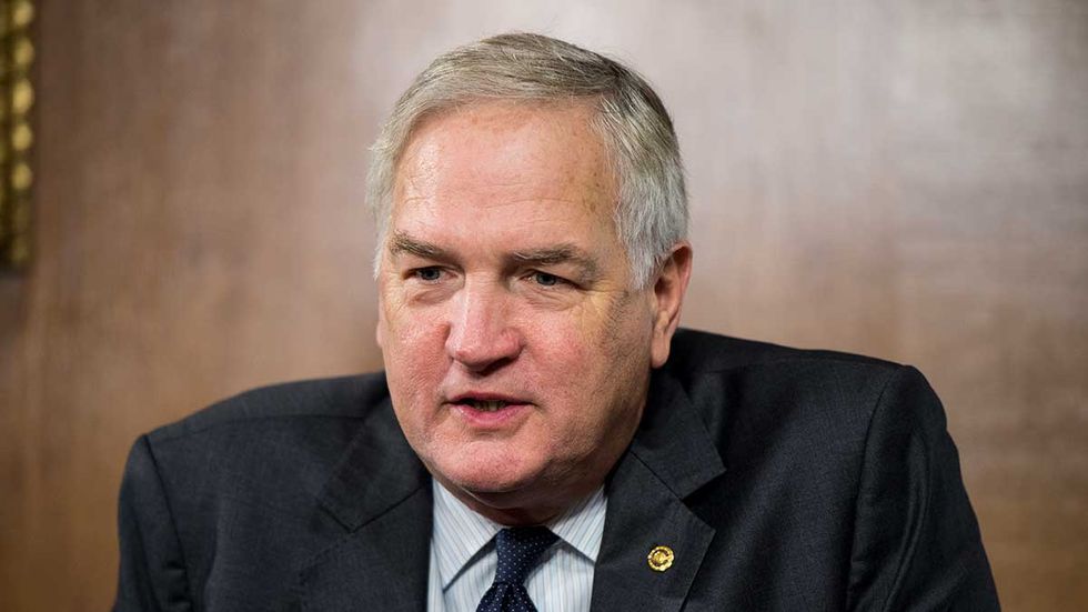 Luther Strange already lying; fits right in with establishment