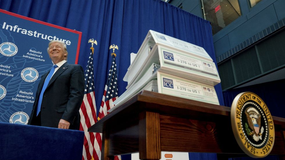 WATCH: Trump's 70-pound enviro mic drop