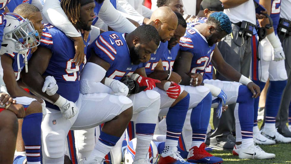 No, the #TakeAKnee protests are not 'brave'