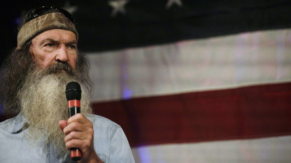 Facebook censors Phil Robertson video for 'graphic violence'