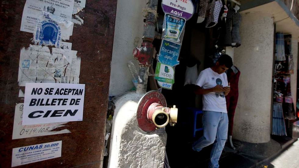 Venezuelans turn to Bitcoin to escape currency crisis