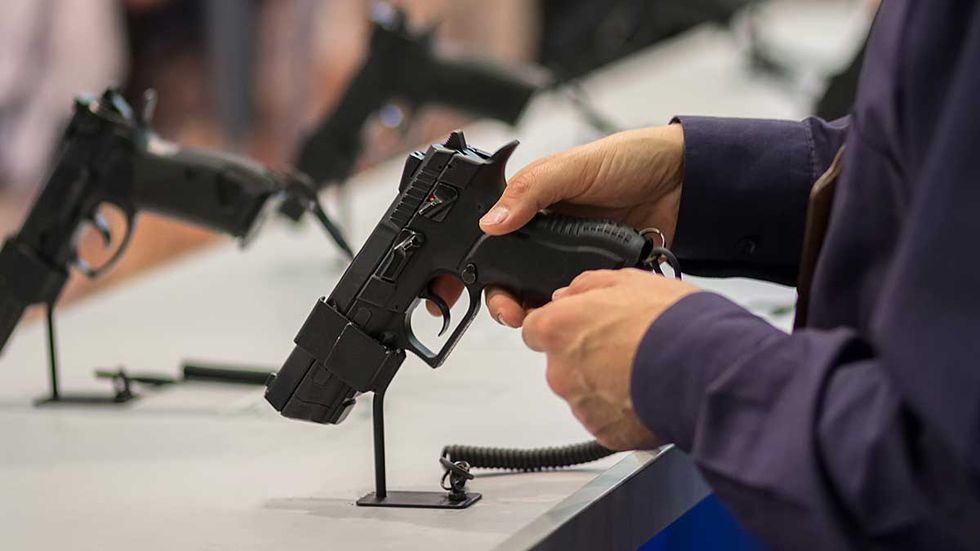 Conservative congressman will introduce bill to lower the minimum age for handgun purchases