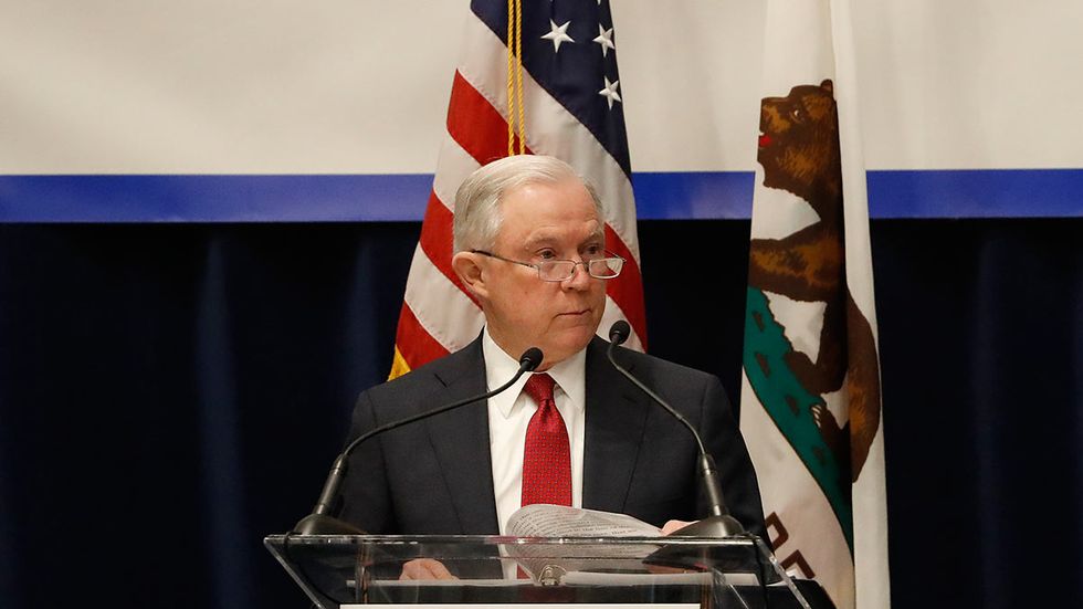 Levin backs Sessions, calls out ‘rogue state’ California liberals’ immigration hypocrisy