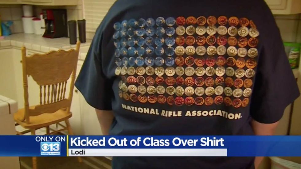 California history teacher harasses students in NRA T-shirts. Mom fights BACK
