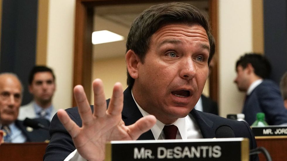 DeSantis calls out media to their faces amid smears: ‘You do not do that with Democrats’