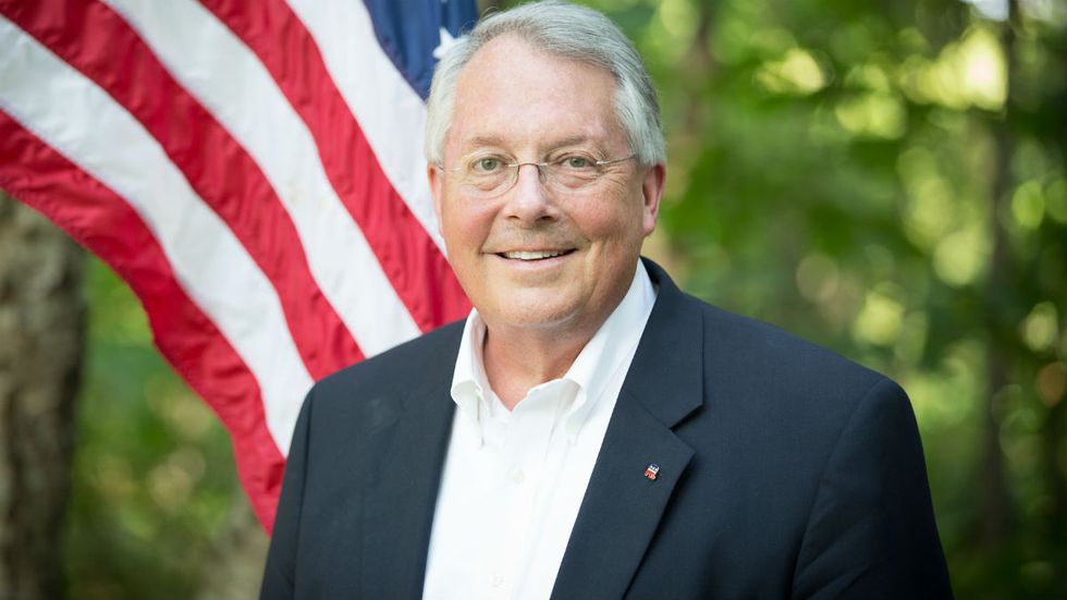 Levin endorses Arnold Mooney in Alabama's GOP Senate primary
