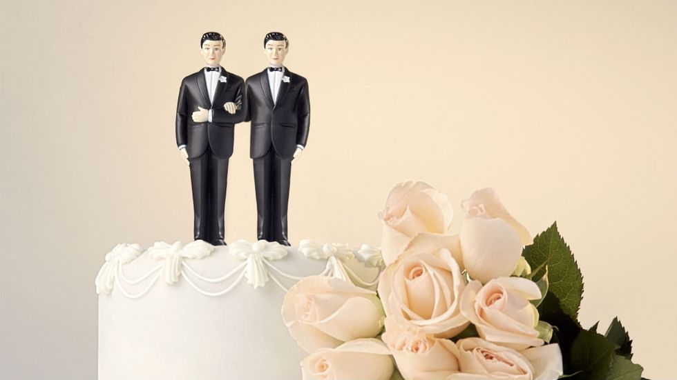 SCOTUS throws out $135,000 fine against Christian bakers in gay wedding cake case, sends case back to Oregon