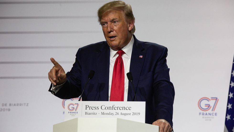 Mark Levin confronts Yale psychiatrist who's been making wild claims about Trump's mental health