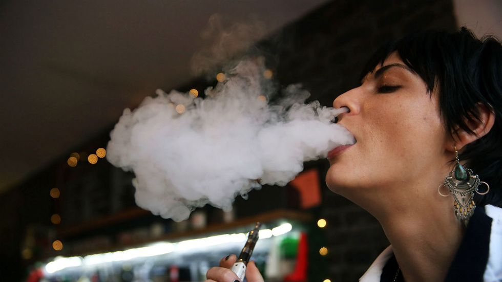 Trump administration announces crackdown on vape flavors in effort to curb youth nicotine use