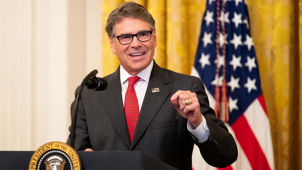 Energy Secretary Rick Perry announces resignation amid increased attention from Ukraine controversy