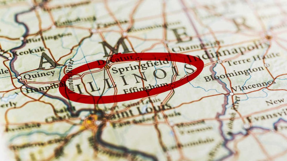 Horowitz: Illinois politicians willing to release CONVICTED illegal alien sex offenders to avoid ICE removal