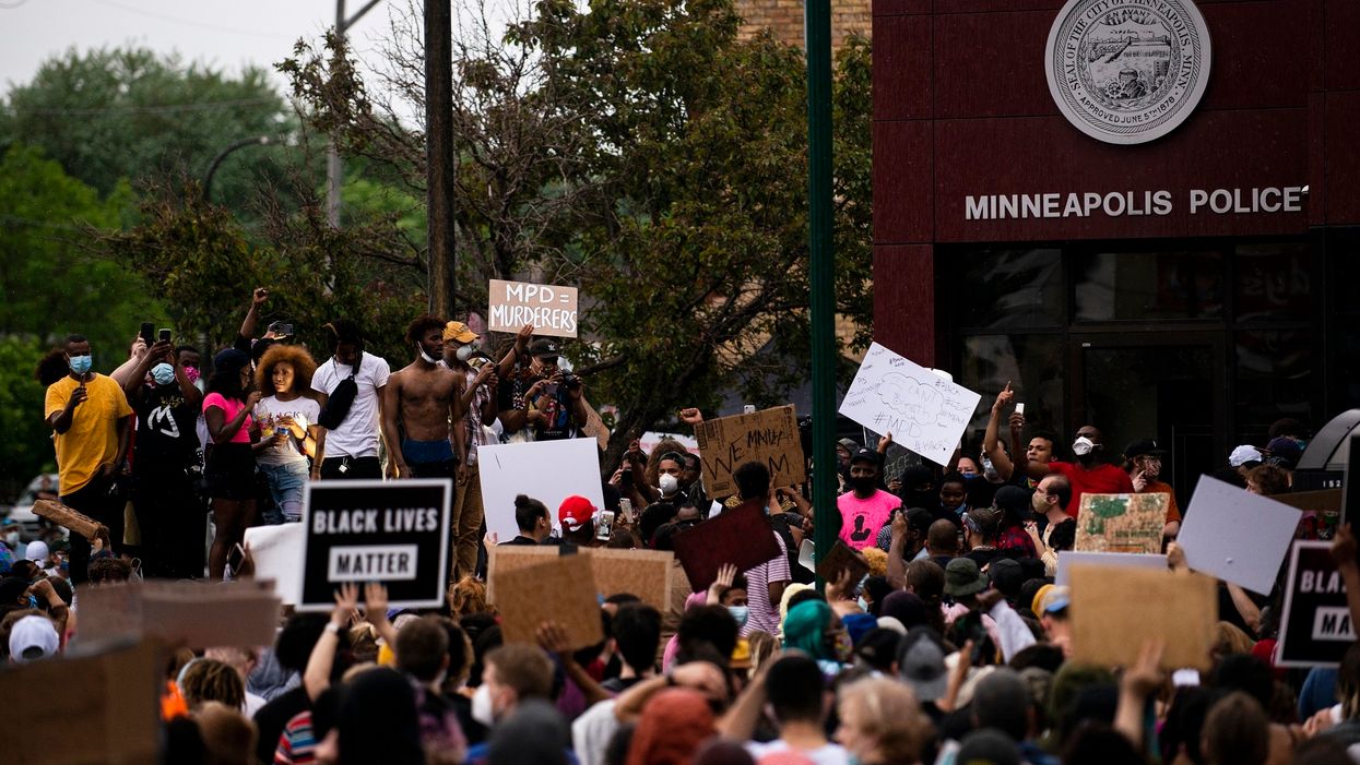 Man with 'Trump' on his car beaten by activists protesting death of George Floyd in Minneapolis: report