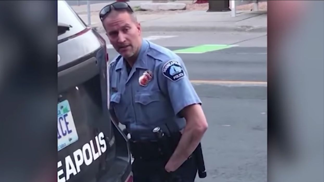 Wife of Derek Chauvin, police officer arrested for killing George Floyd, files for divorce