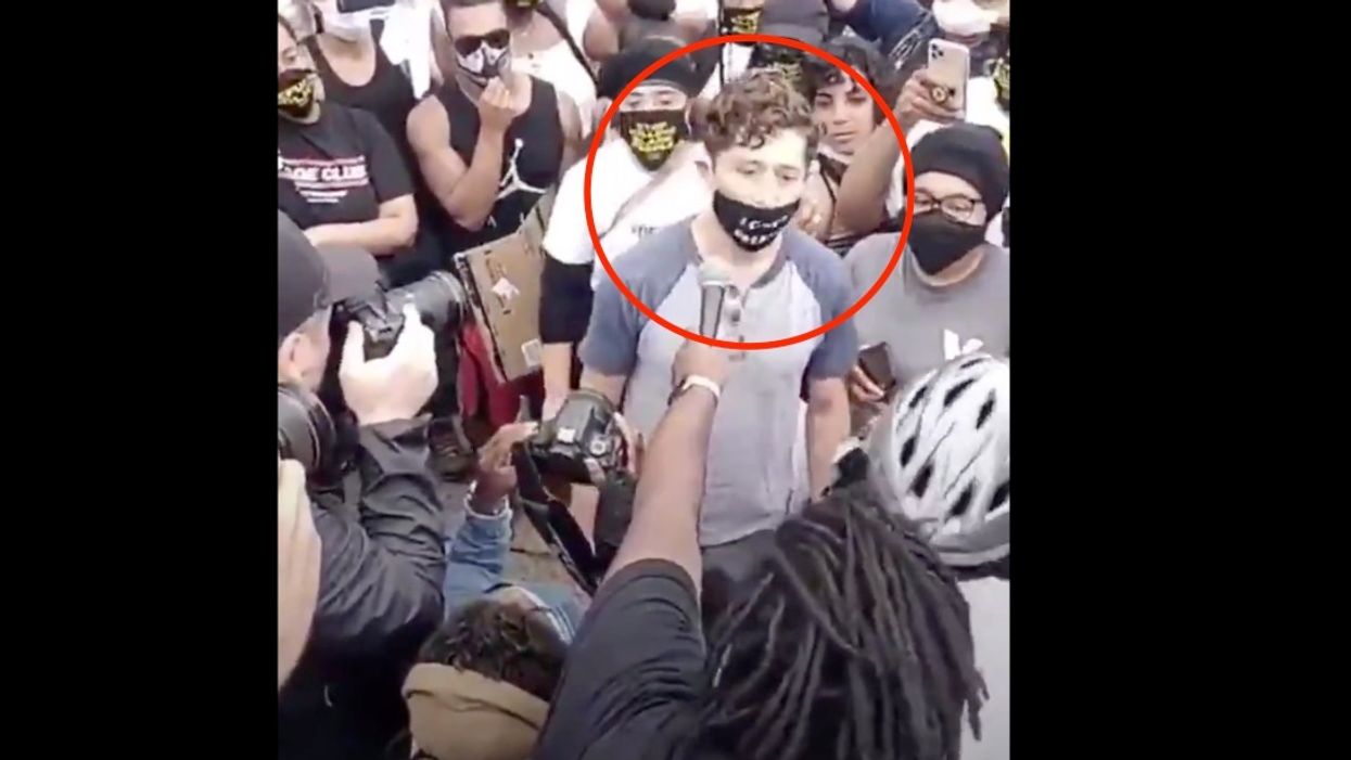 Minneapolis mayor speaks with protesters — but it takes unexpected turn when they confront him with question