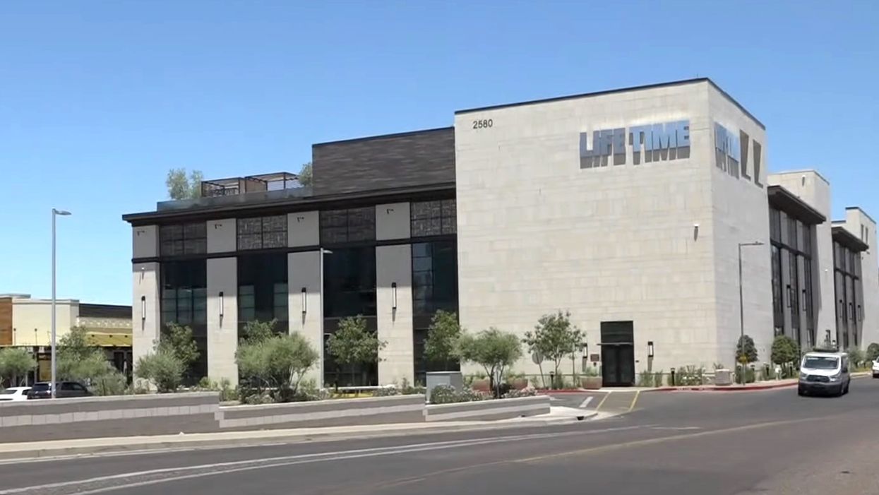 Gym loses liquor license after defying Arizona order to shut down over coronavirus