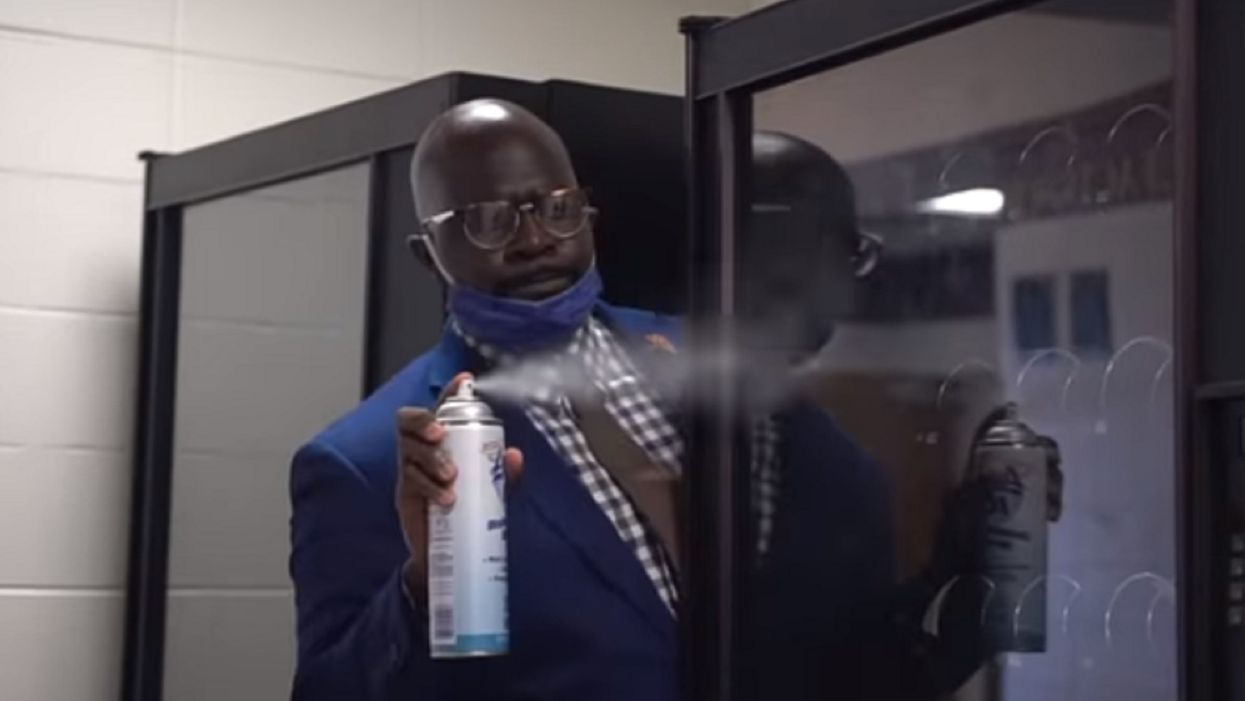 'Can't touch this': Alabama principal preps students for school reopening with viral MC Hammer parody