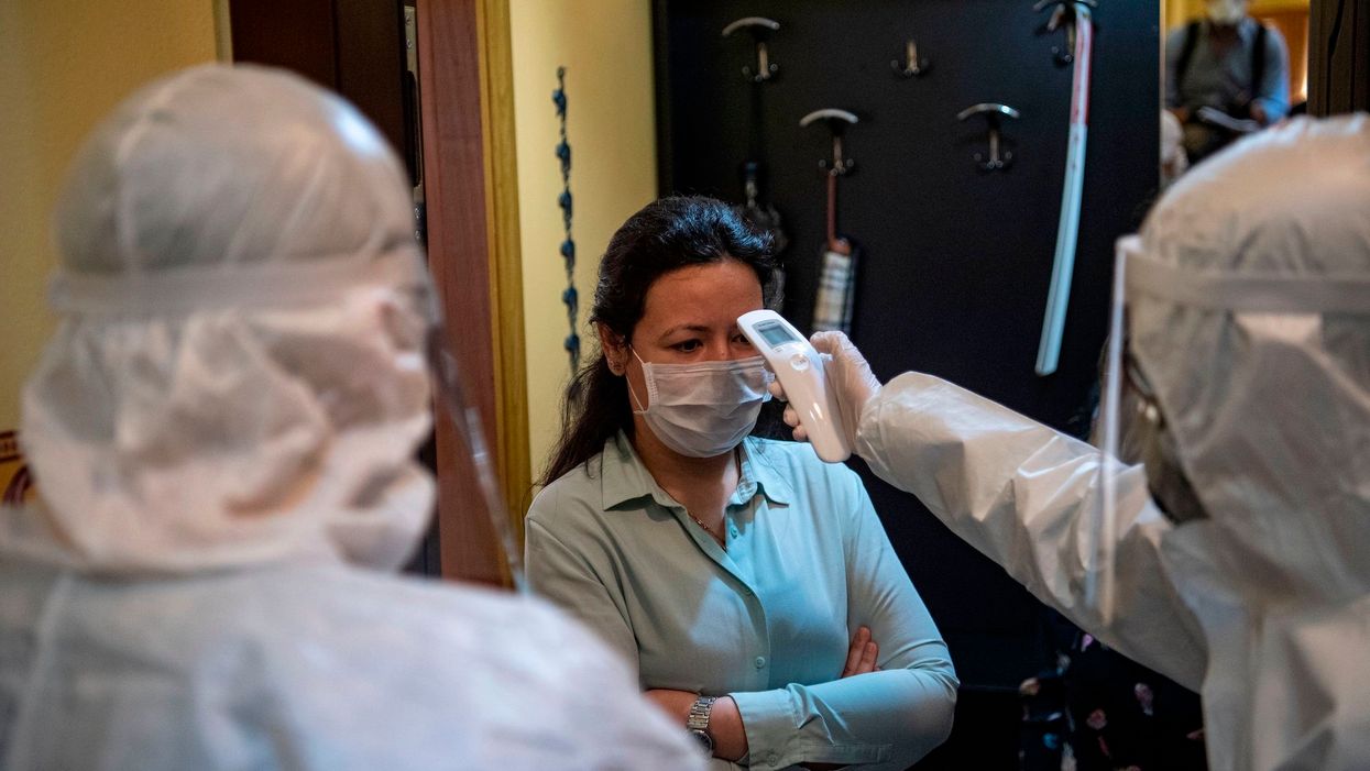 UK fires thousands of coronavirus contact tracers after reports they are watching Netflix and doing quizzes over lack of work