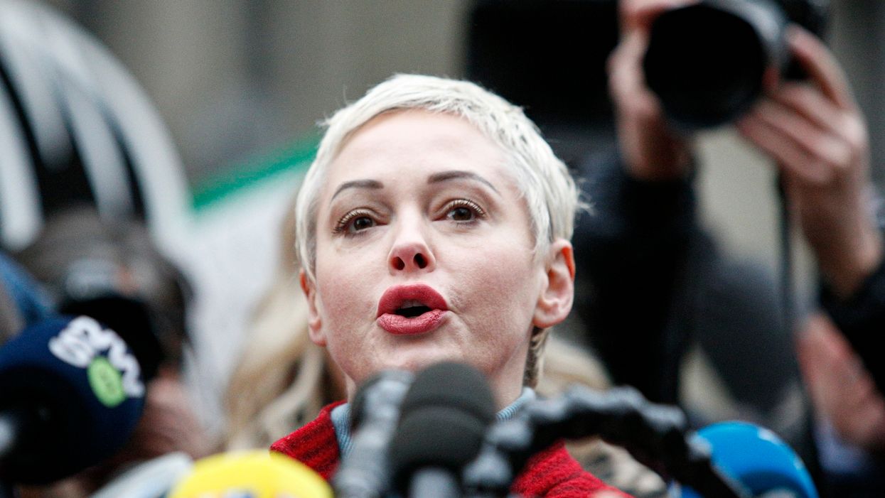 Actress Rose McGowan continues lambasting Democrats, torching them for embracing Clintons and Biden