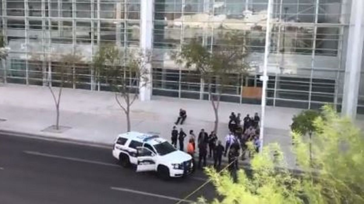 Security officer shot in drive-by while guarding federal courthouse in Phoenix