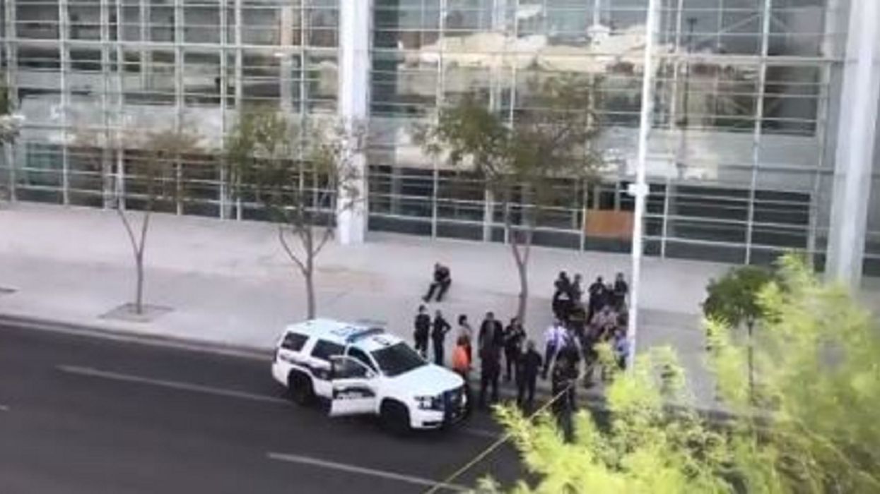 Security officer shot in drive-by while guarding federal courthouse in Phoenix