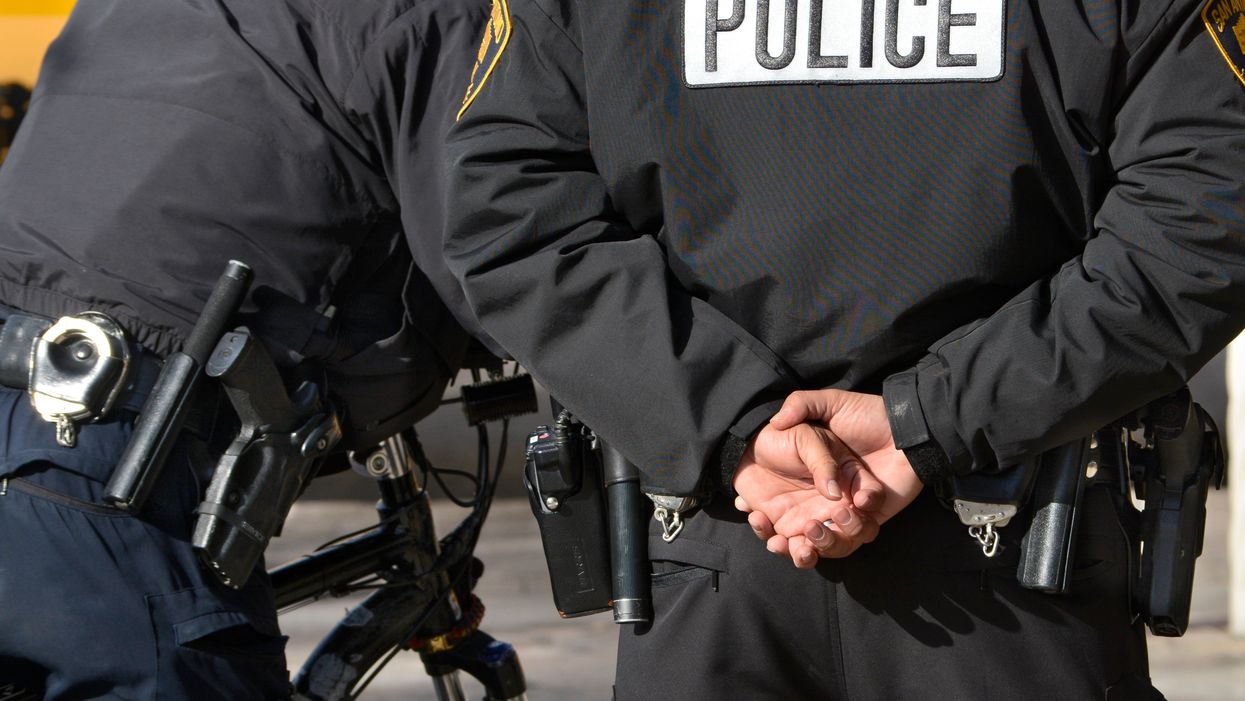 Denver Police Department suspends officer after he reportedly punched, tased handcuffed suspect