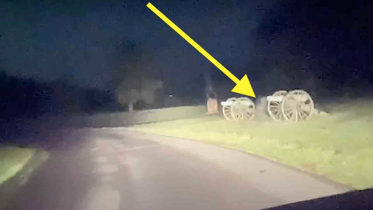 Ghosts at Gettysburg? 'We saw these shapes moving in the darkness. They were the size of humans. One of them ran right through the cannon.'