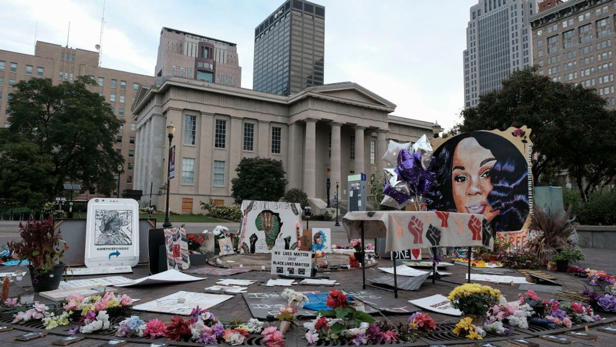 Protesters take to the streets in Louisville in response to grand jury's decision in Breonna Taylor case