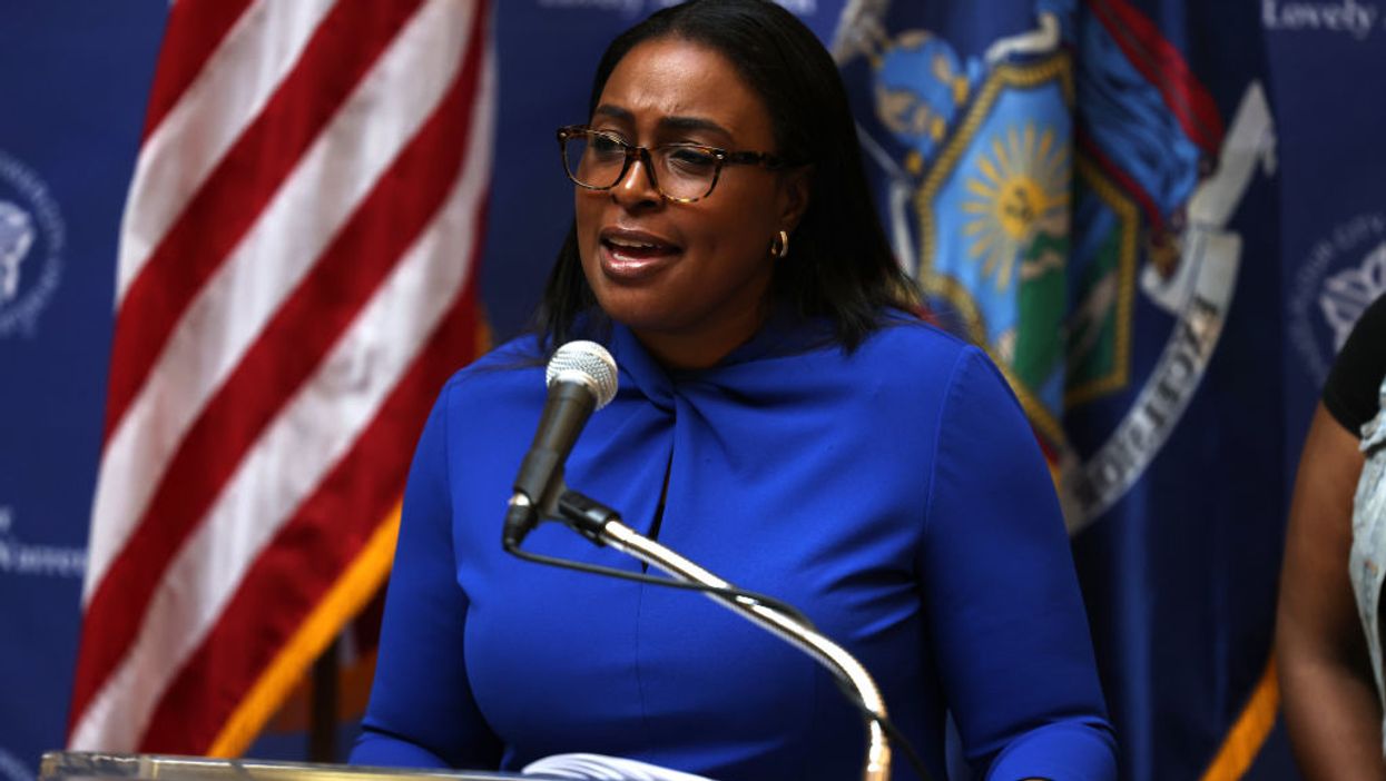 Democratic mayor of Rochester indicted on felony campaign finance charges