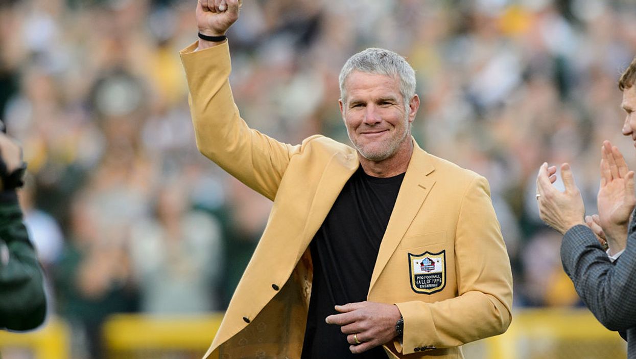 Brett Favre tells President Trump: 'Fans clearly do not want political messaging mixed with their sports'