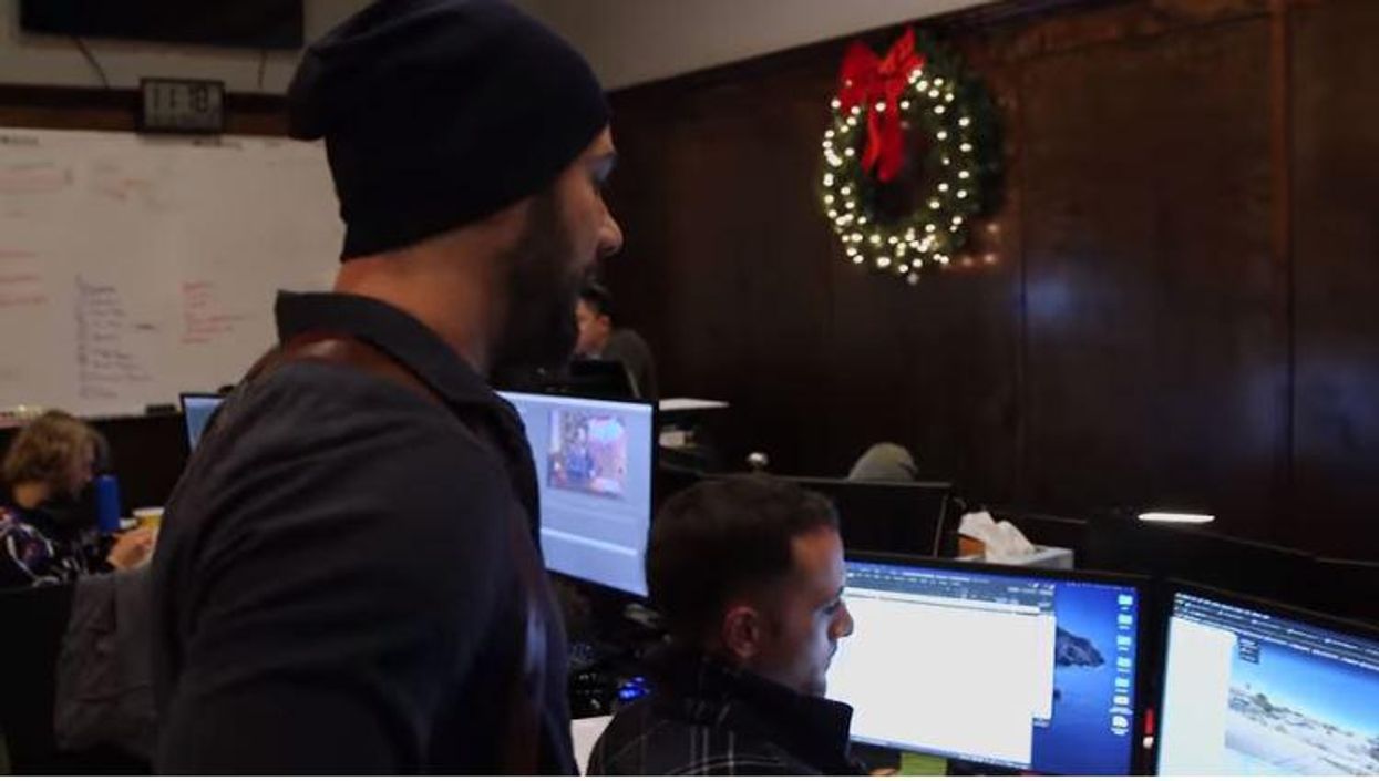 (UPDATED)Here's why Steven Crowder's final episode of 2020 will be Livestreamed from an RV