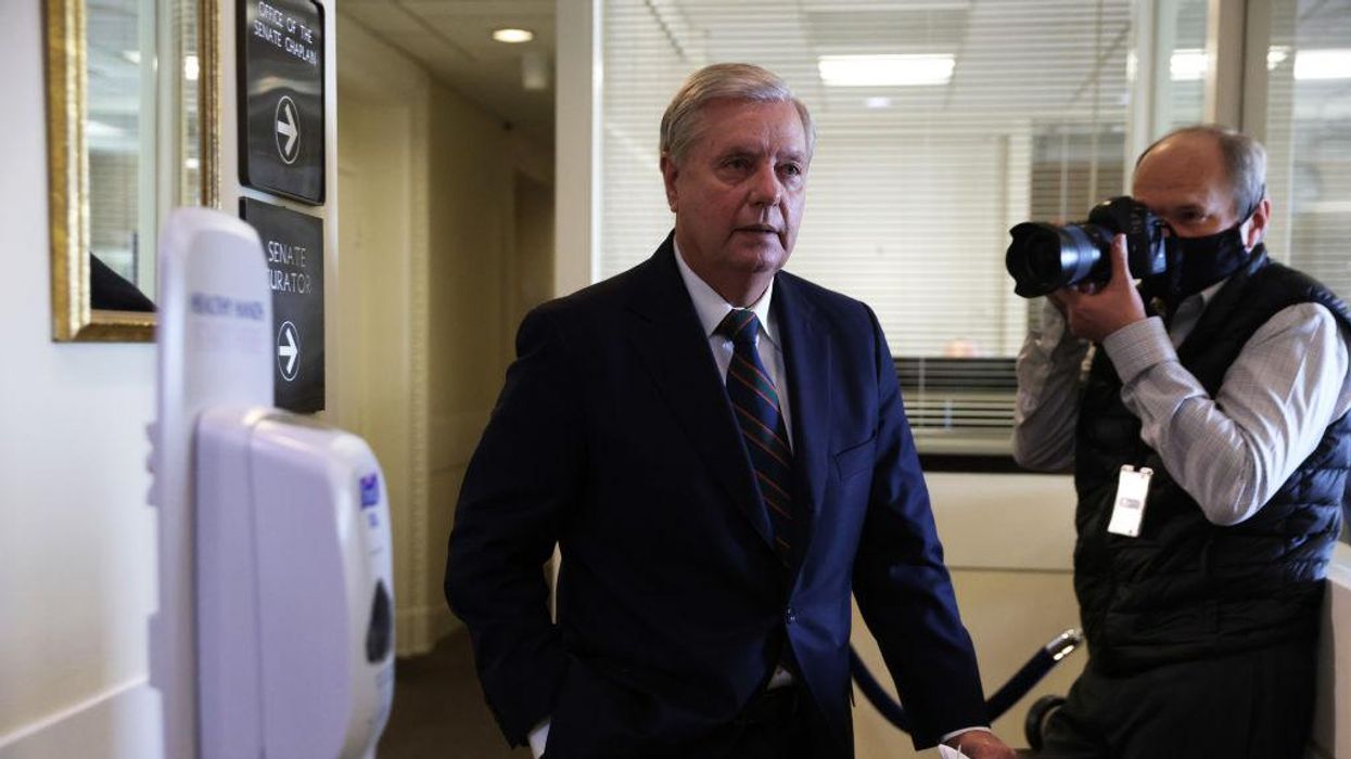 Watch: Lindsey Graham harassed by hecklers shouting 'traitor' after acknowledging Joe Biden as president-elect