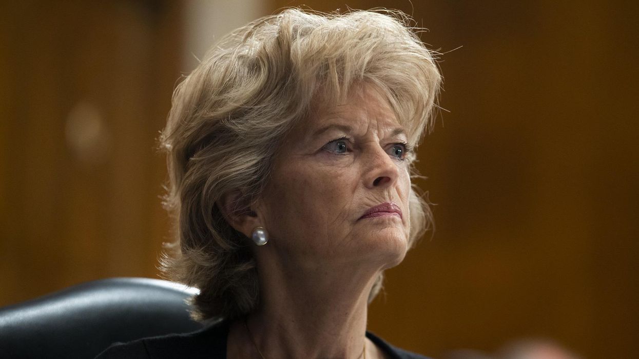 GOP Sen. Lisa Murkowski calls for President Trump to resign