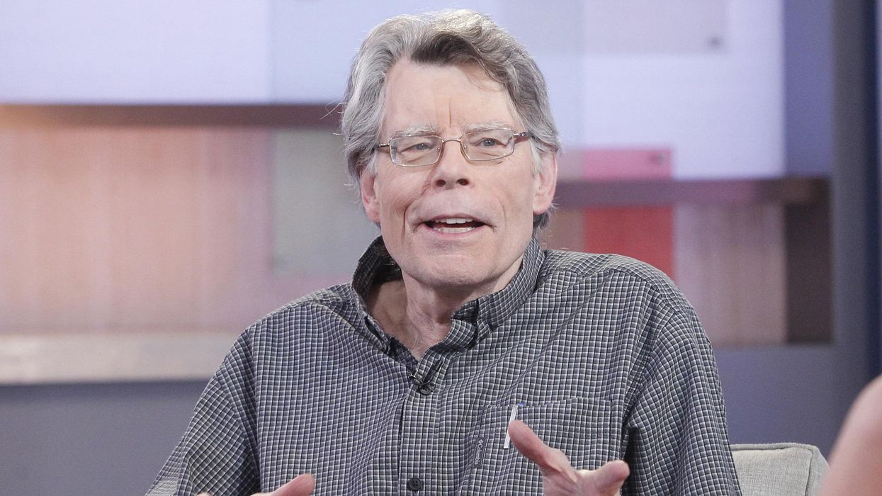 Stephen King hit with backlash for demeaning waitresses in attempt to insult Kayleigh McEnany