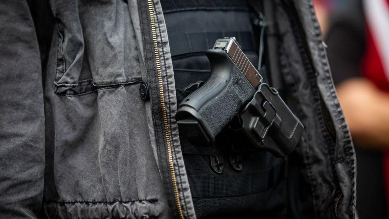 Dad shot daughter’s boyfriend after he allegedly attacked her and her mother, police say