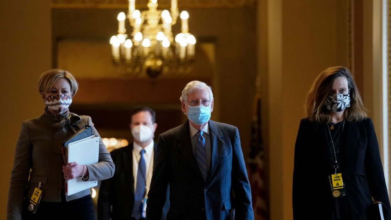 Impeachment updates: Senate votes to hear witnesses then change mind; McConnell reveals he will vote to acquit Trump