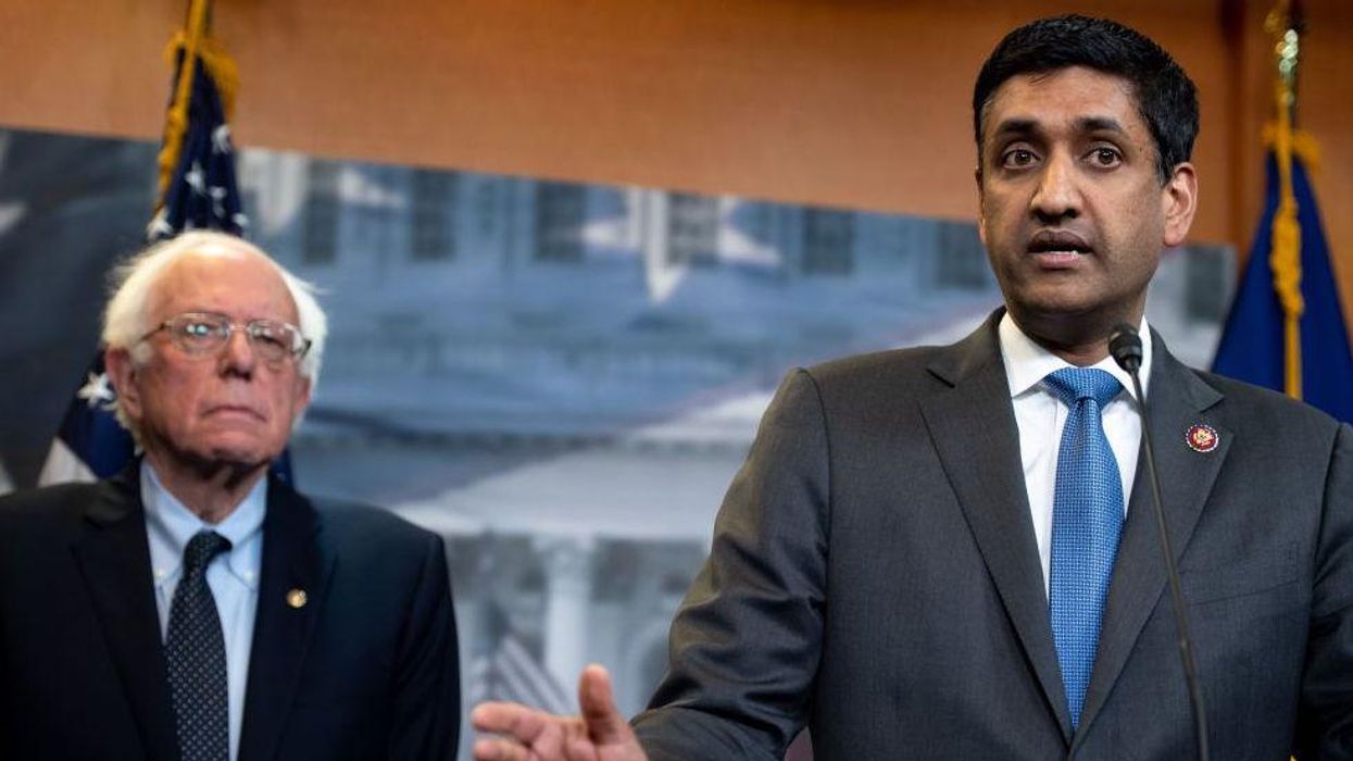 Dem Rep. Khanna admits Democrats 'don't want' small businesses that pay less than $15 minimum wage