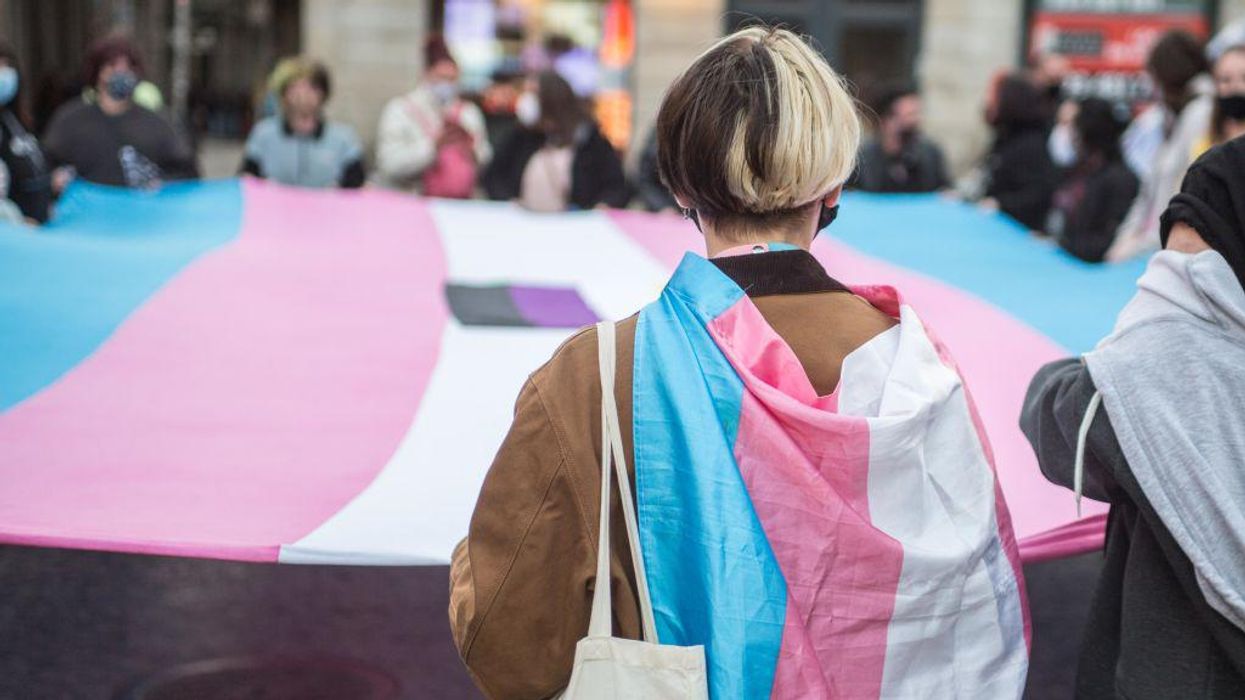 Outrage mob tries to ruin career of journalist who dared to acknowledge kids sometimes 'desist' after presenting as transgender