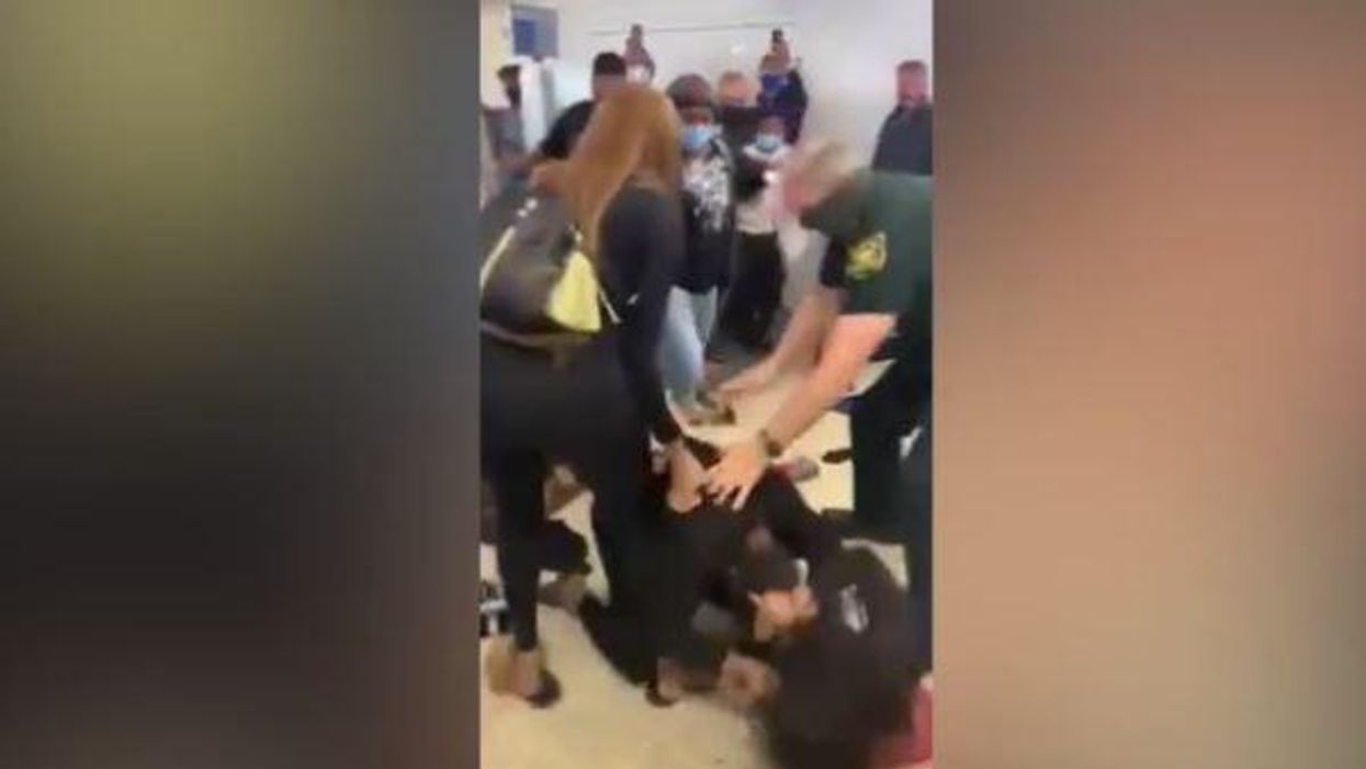 Video: 'All-out brawl' at Florida airport after passengers kicked off plane for violating mask policy