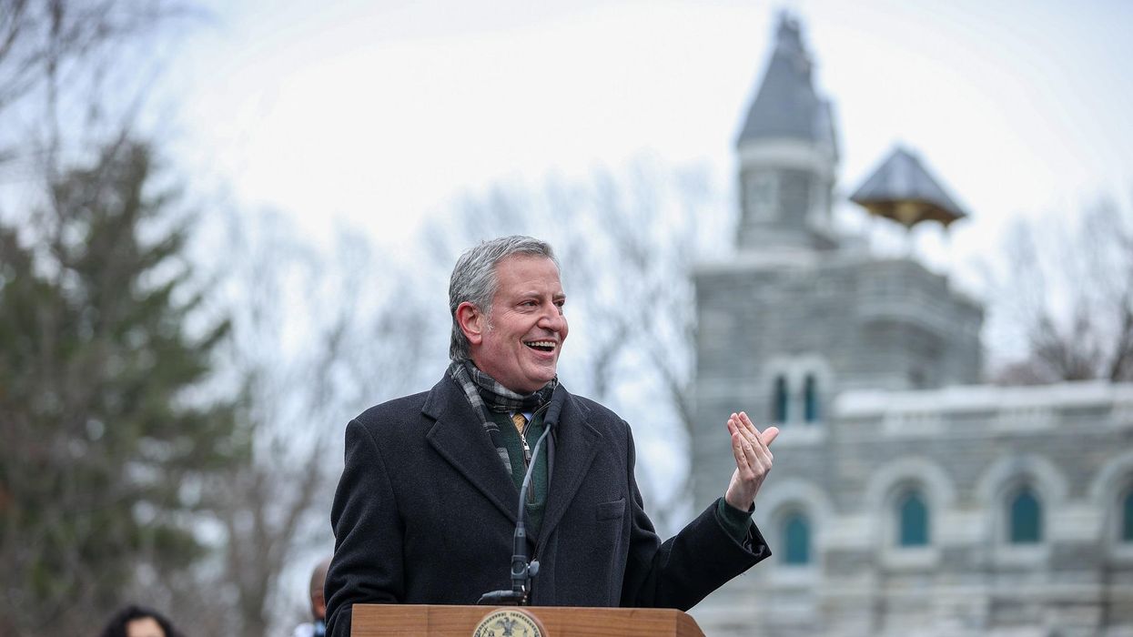 NYC Mayor Bill de Blasio reacts to claim that Gov. Andrew Cuomo had dartboard with his face on it