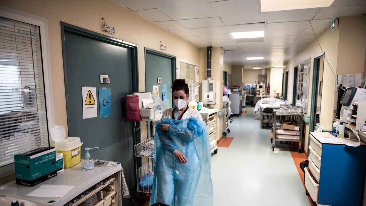 COVID-19 intensive care units start closing down as patient numbers drop