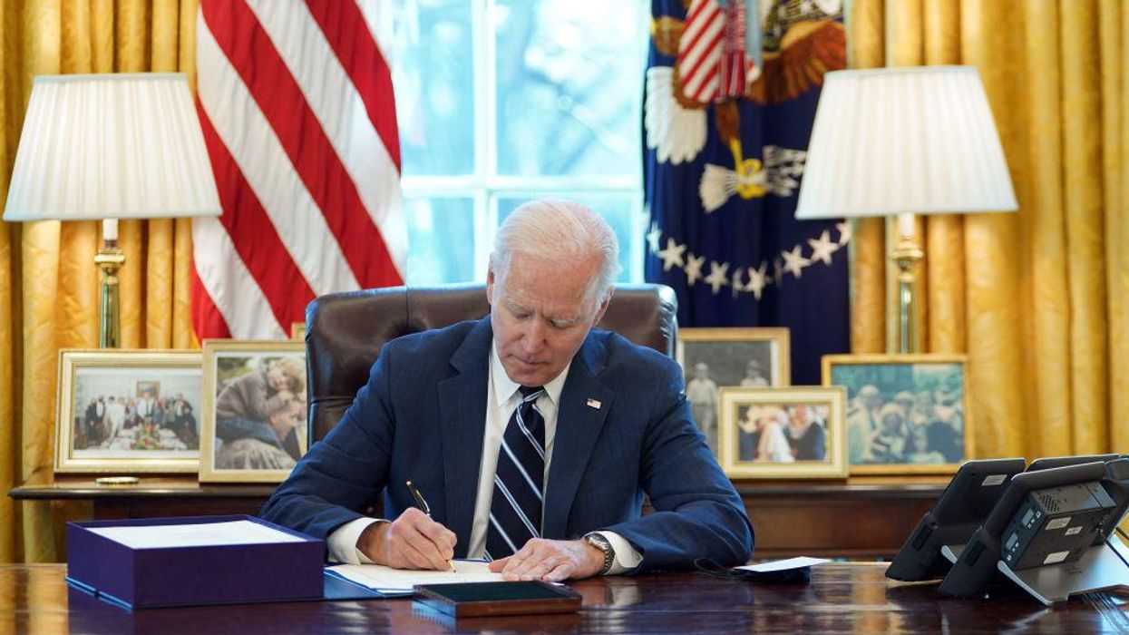 White House confirms Biden will sign executive order on gun control