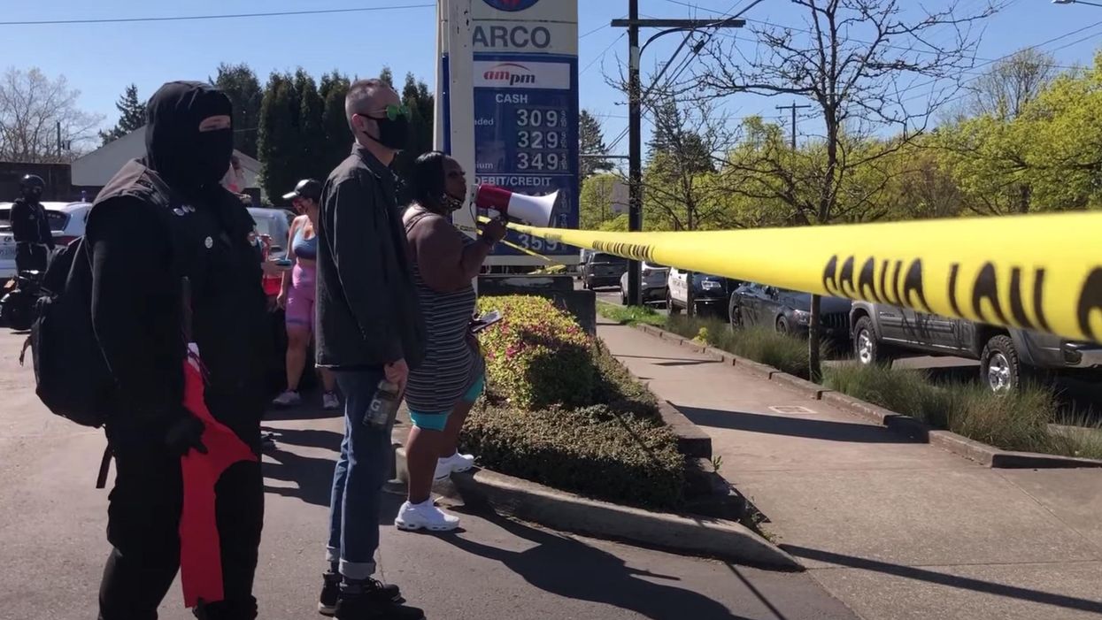 Oregon newspaper deletes tweet identifying police shooting victim as a white person after online uproar