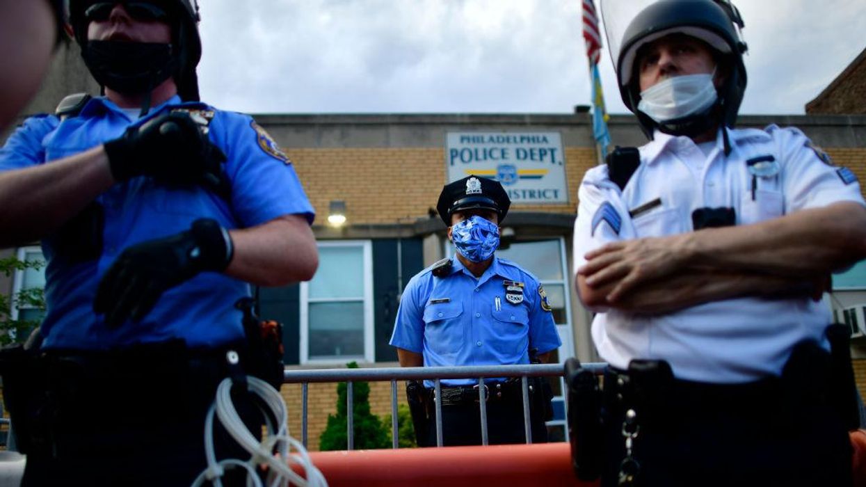 Police shortage: Cops retiring in droves, 'recruiting crisis,' applications 'historically low'